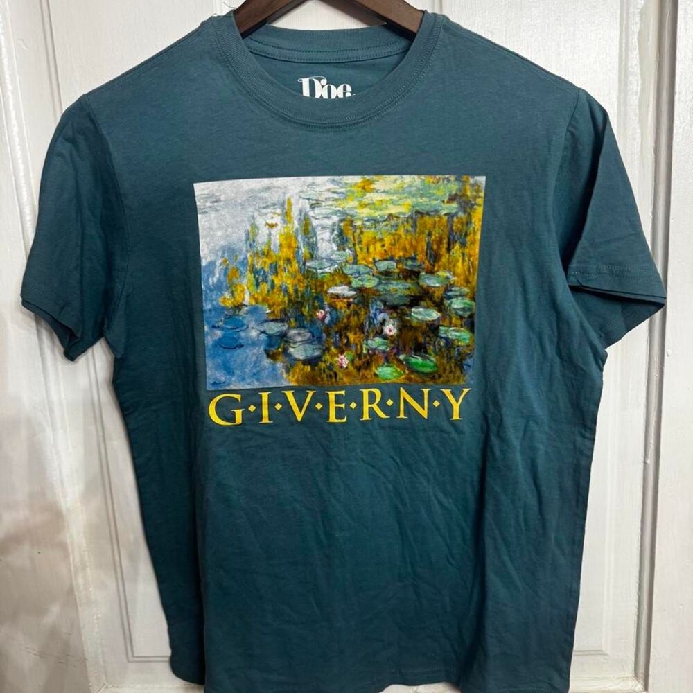Doe Women's Blue and Green T-shirt